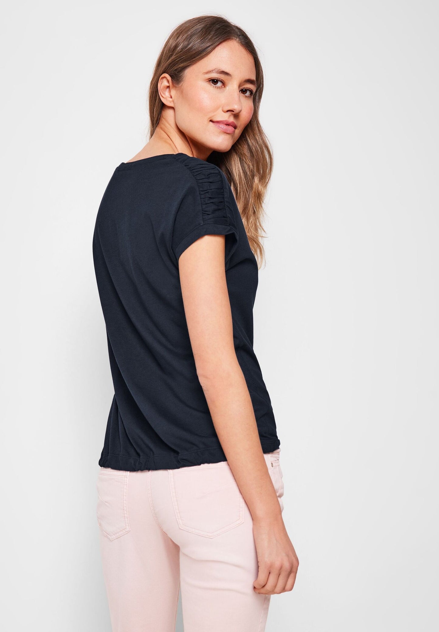 T-Shirt mit Raffdetails