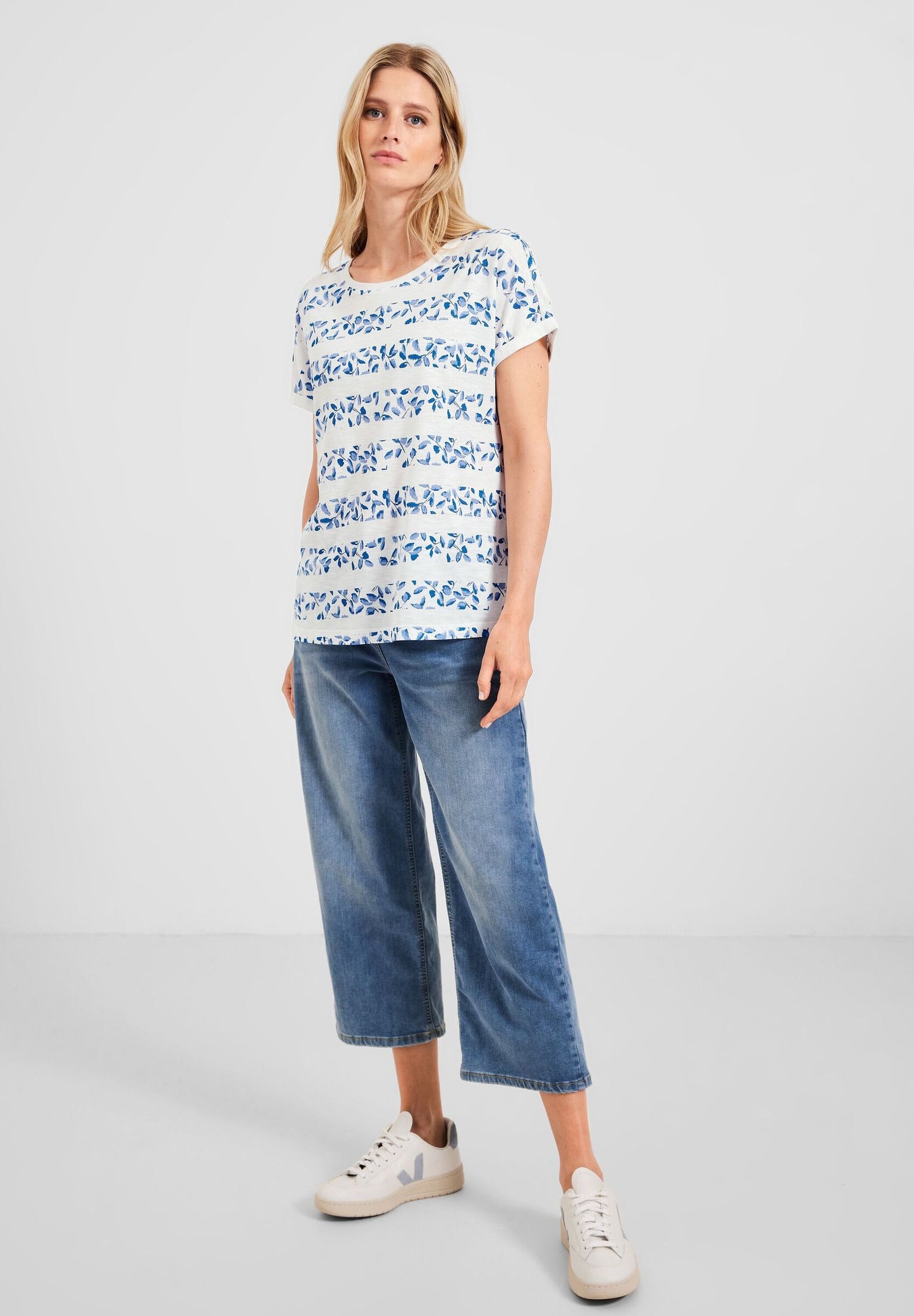 Florales Streifenshirt