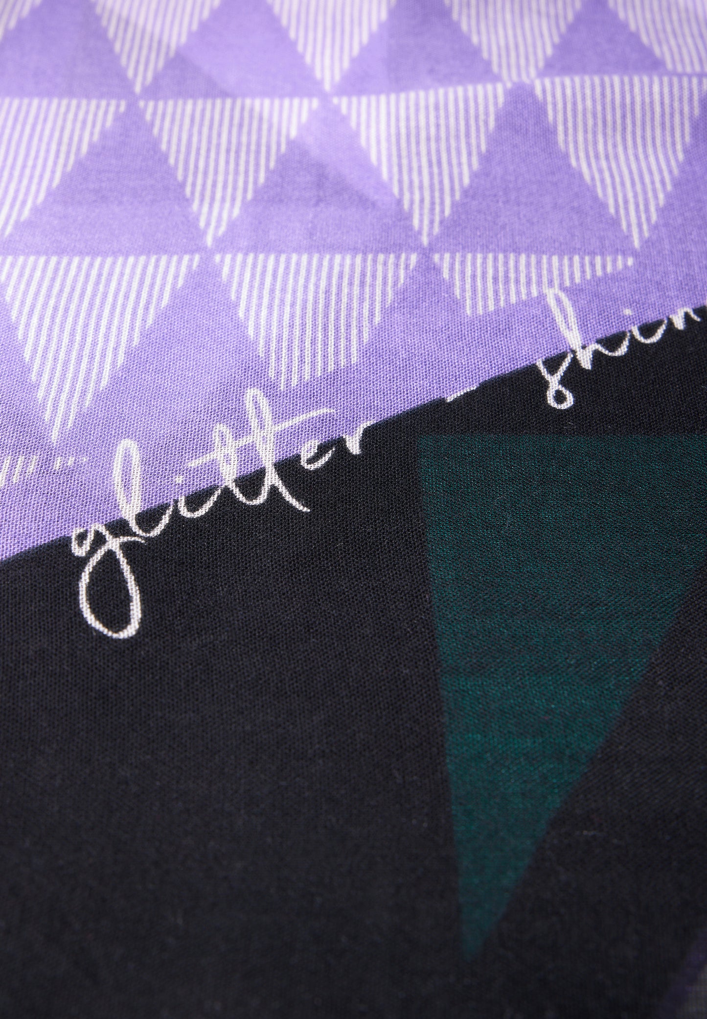 Loop-Schal mit Print