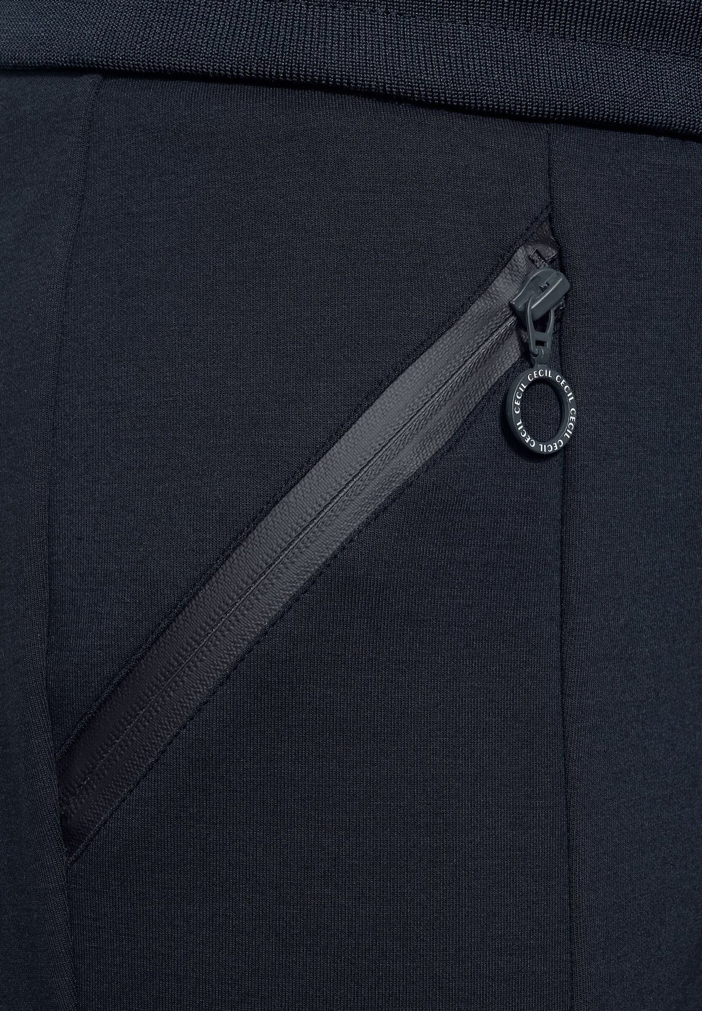 Casual Fit Hose in Inch 28