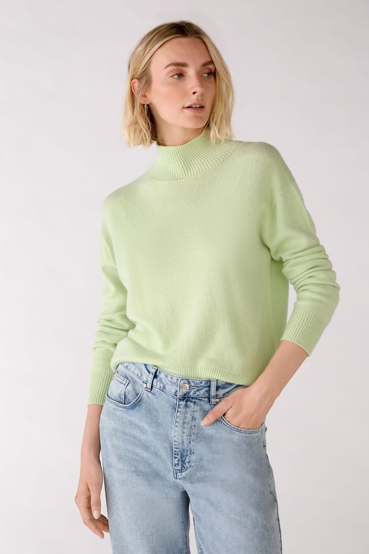 Strickpullover mit Stehkragen