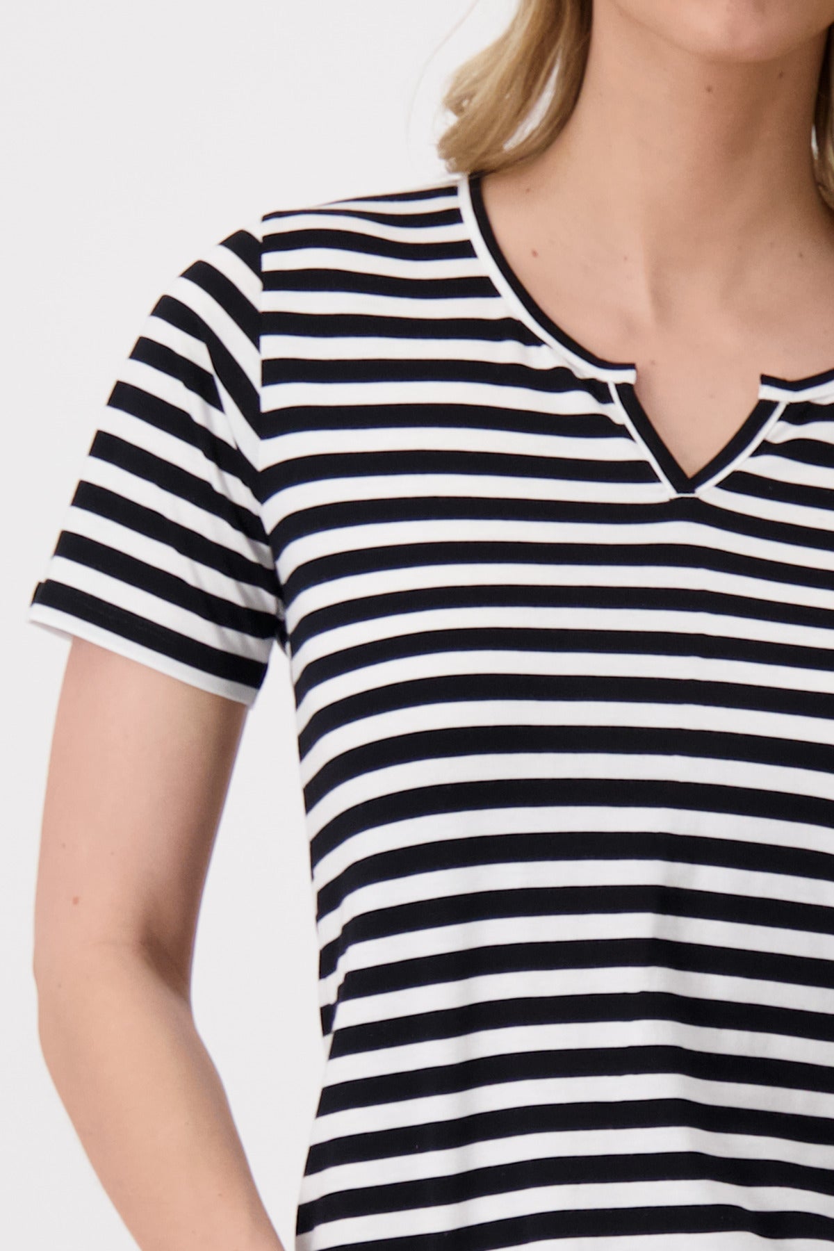 T-Shirt, schwarz Ringel