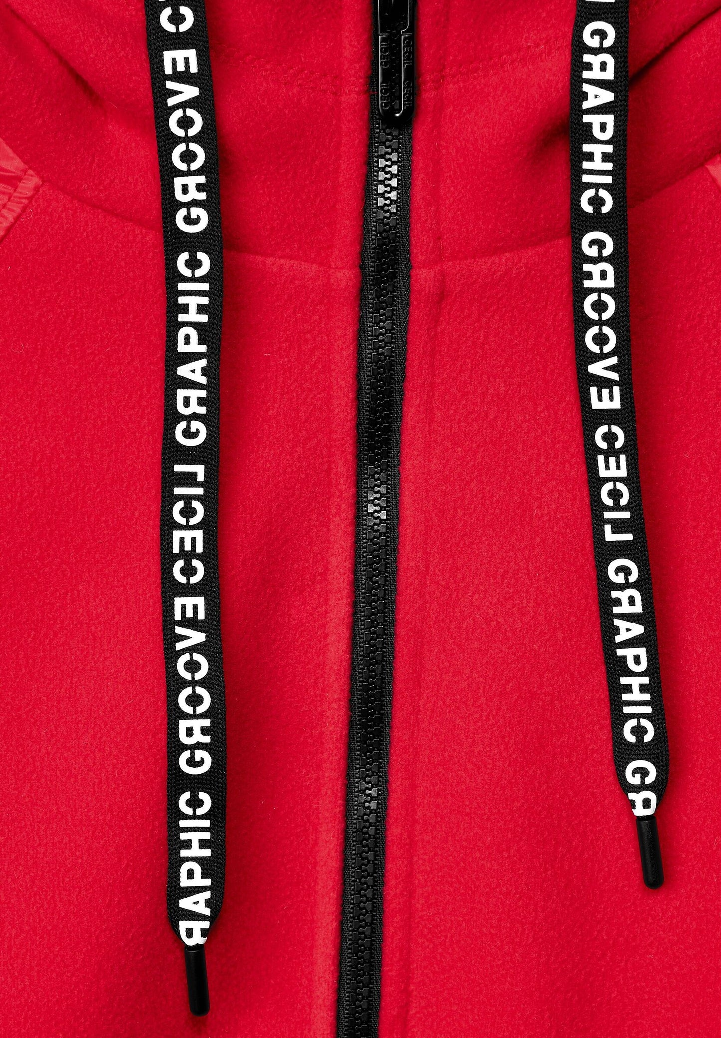 Fleecejacke im Materialmix